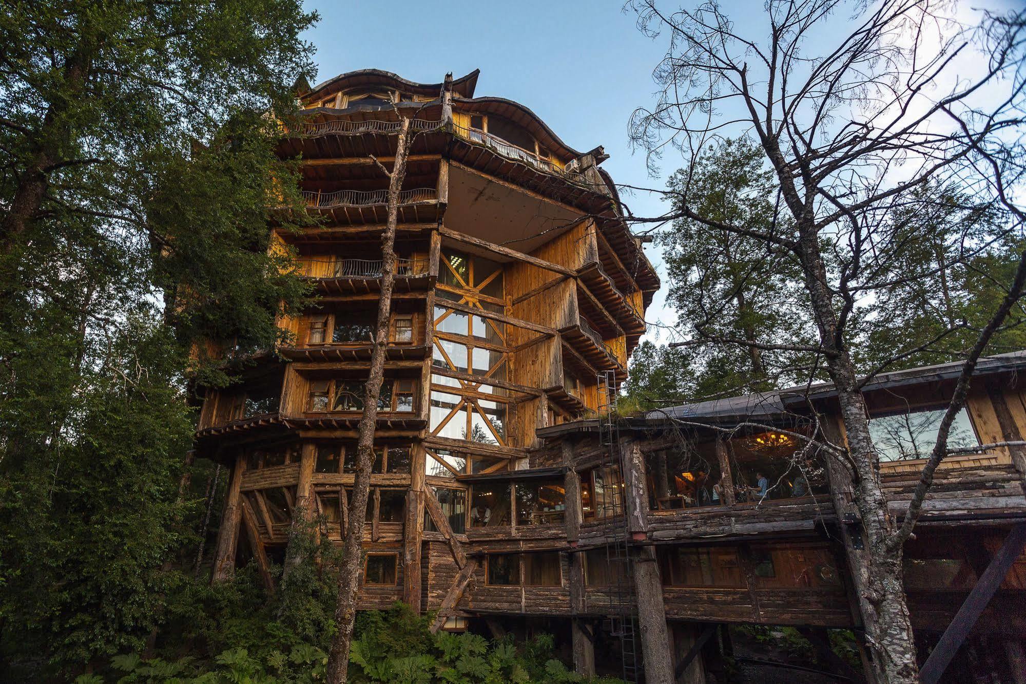 Huilo Huilo Nothofagus Hotel & Spa Пуерто-Фуй Екстер'єр фото